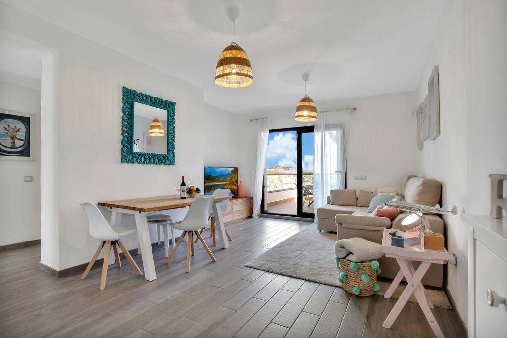 2 Terraces Apartment W/ Astonishing Views. Costa De Antigua Bagian luar foto