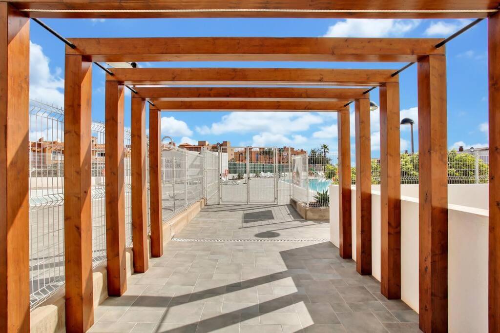 2 Terraces Apartment W/ Astonishing Views. Costa De Antigua Bagian luar foto